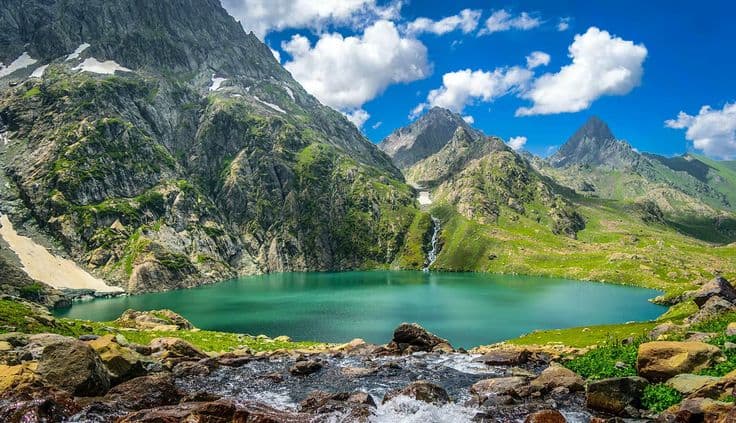 Best Summer Treks in India – The Ultimate Trekking Guide